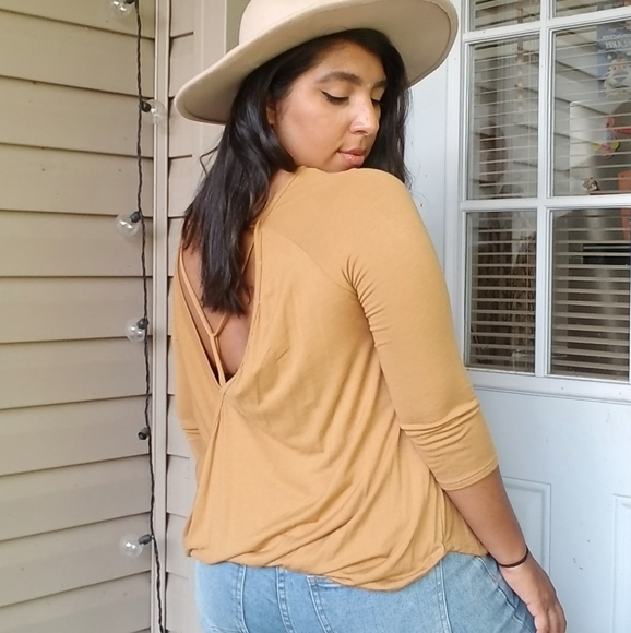 STAY GOLDEN MUSTARD TOP - Picture 8 of 16